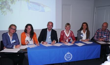 The chapter agreement is being signed by Eva Malmström Jonsson and the committee members. 