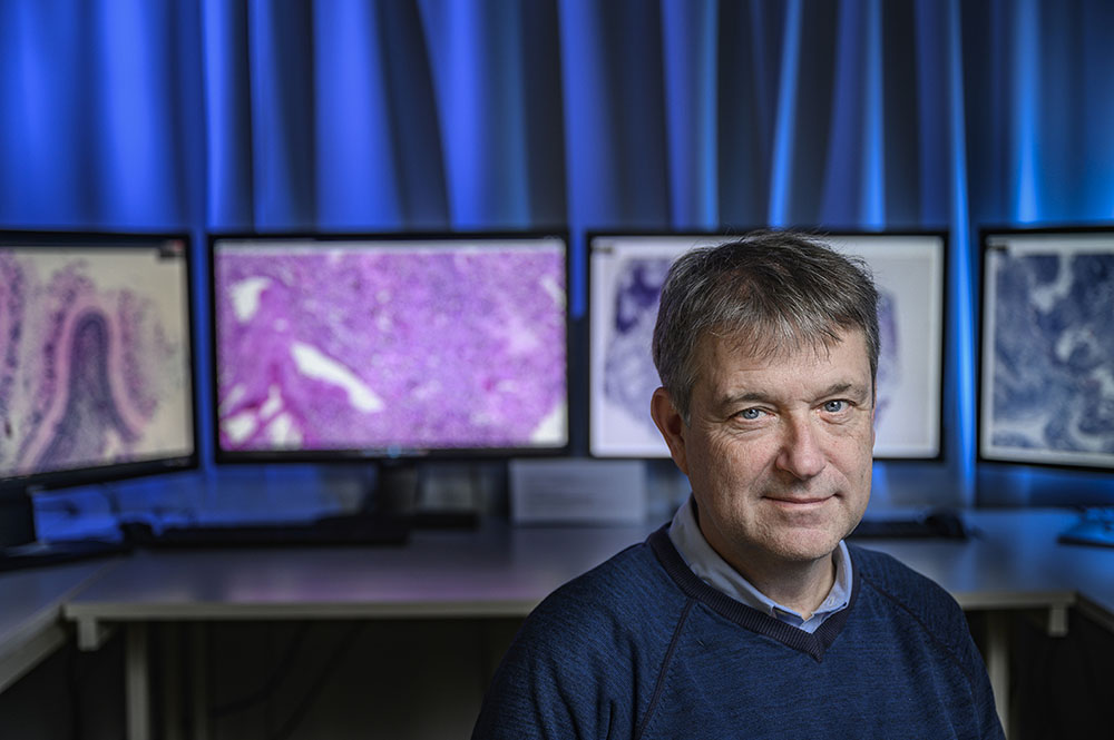 porträttfoto, Joakim Lundeberg, professor i genteknologi vid KTH.