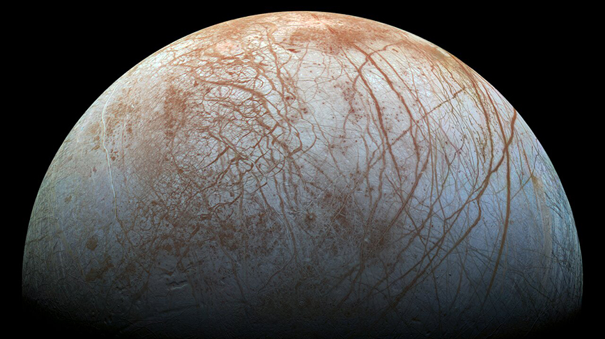 Närbild av Jupiters måne Europa.