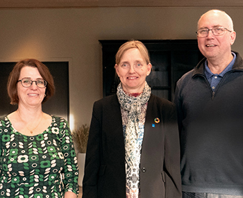 Foto på edningen för Wallenberg Wood Science Center: Lisbeth Olsson, Eva Malmström och Mats Fahlman.