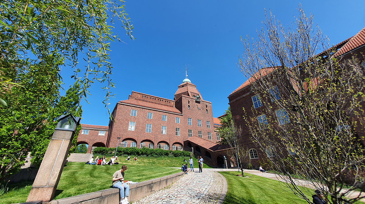 Borggården på KTH, vy från det sydöstra tornet