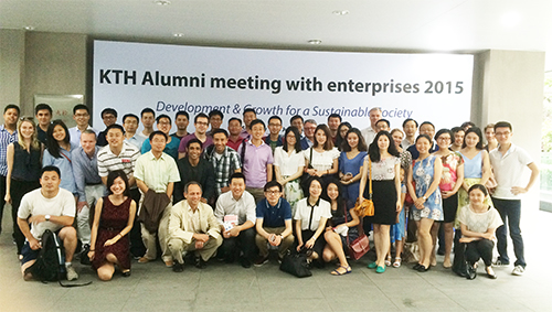 KTH-alumner under ett alumnievent i Shanghai