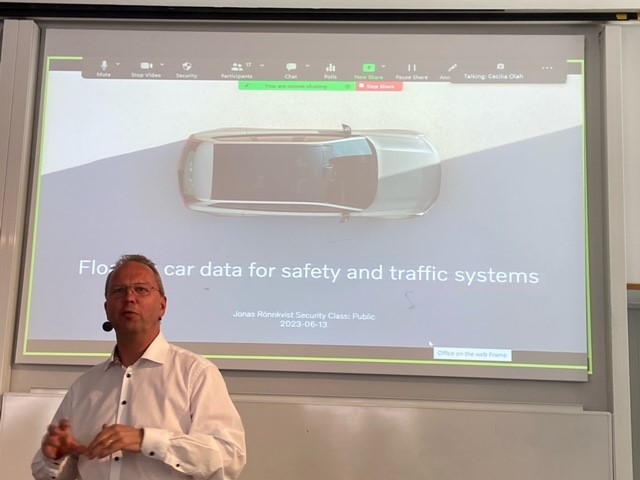 Jonas Rönnqvist (Volvo Cars): Floating car data for safety and traffic systems
