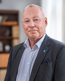 Porträtt av man, KTH:s rektor Anders Söderholm.