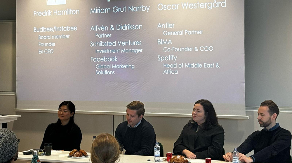 En bild på paneldeltagarna