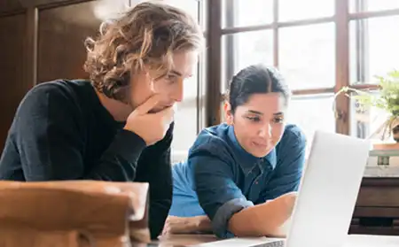A student getting career coaching