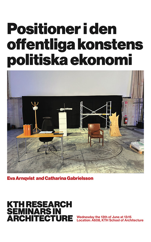 Scen med skrivbord och pärmar