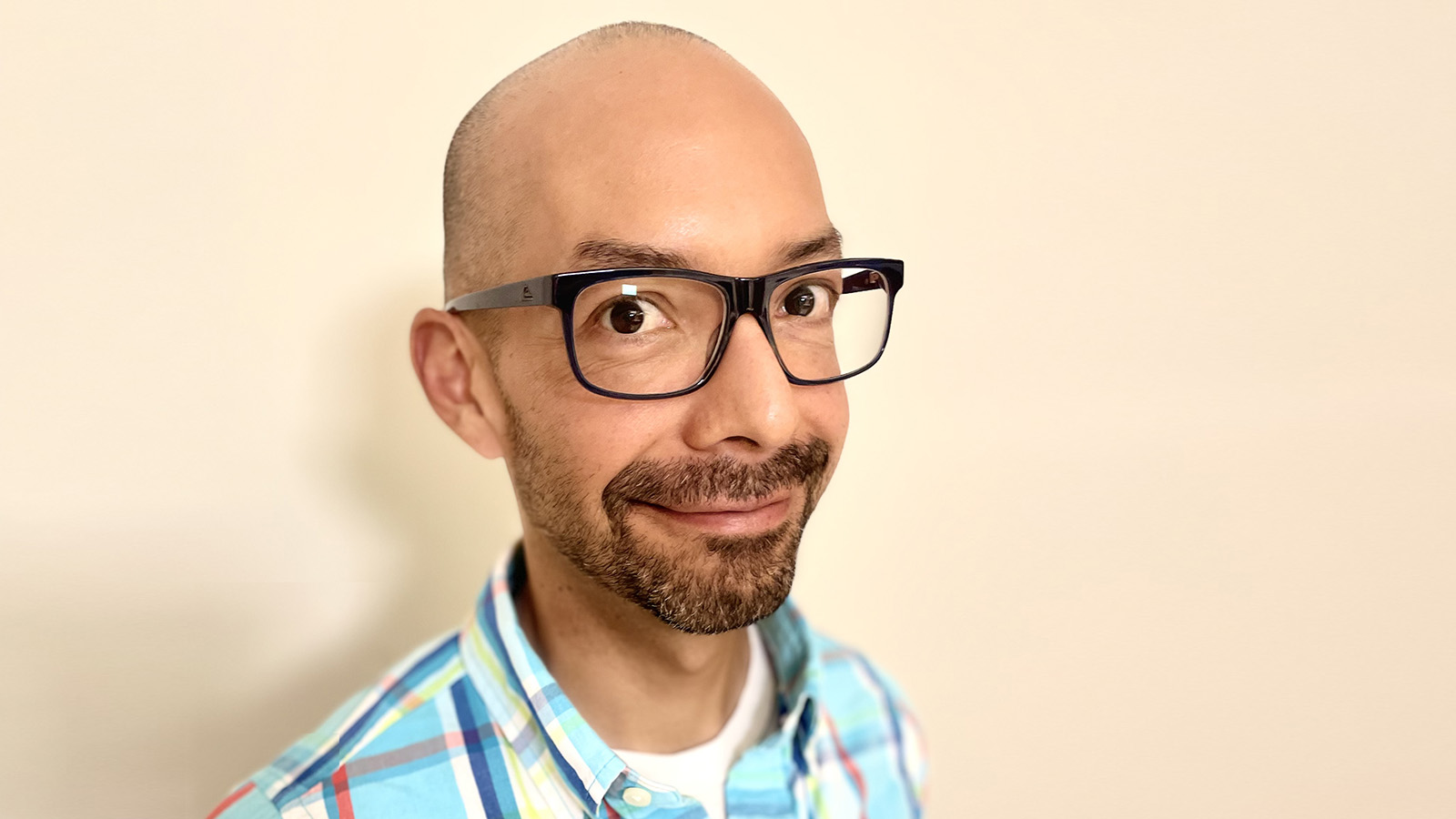 Erik Flores-García 