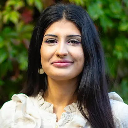 Porträttfoto av studenten Nora