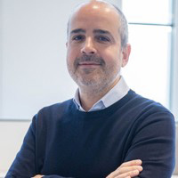 Gastón Adrián Crespo Paravano.