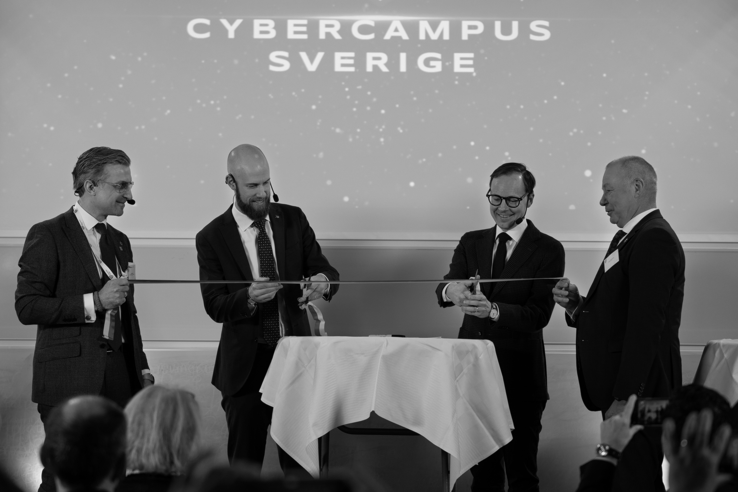 Ribbon-cutting 