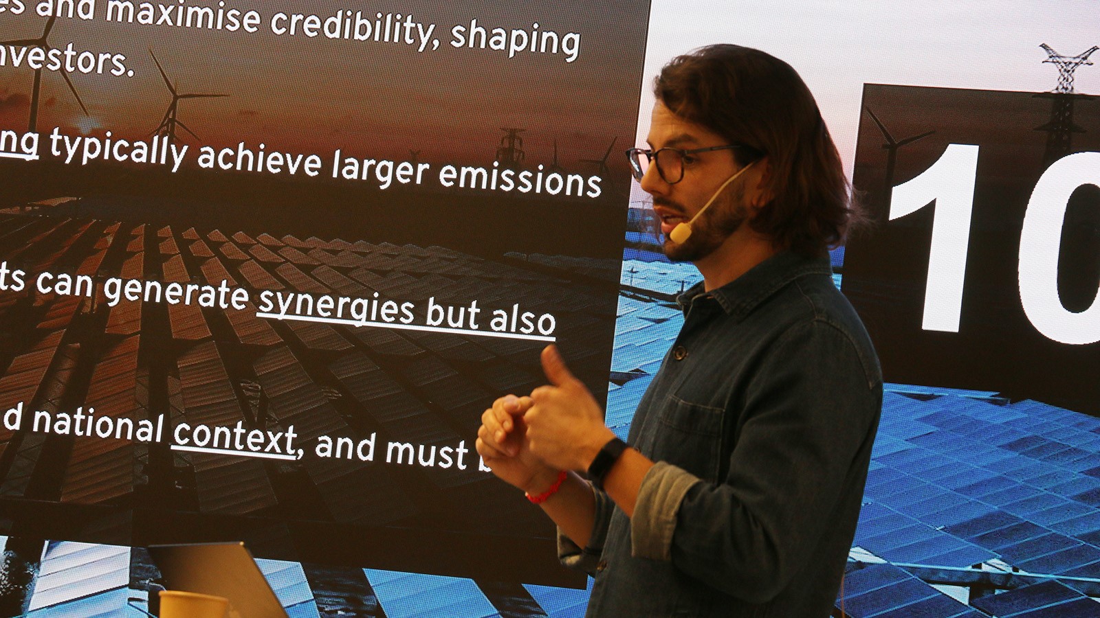 Presentation by Daniel Ospina, Science Officer at Future Earth