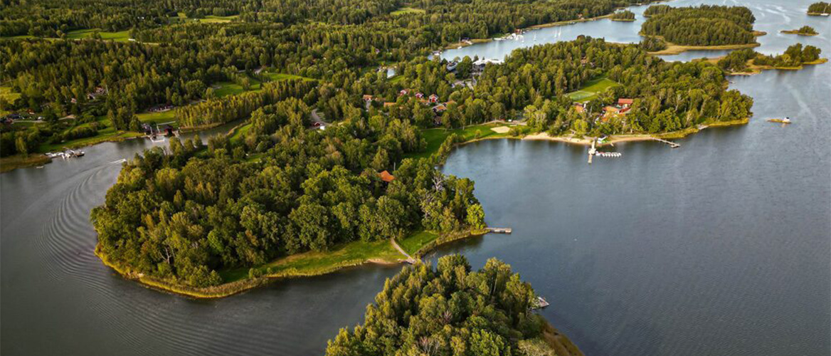 Aerial photo of an island.