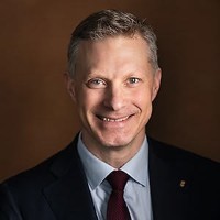 Robert  Egnell