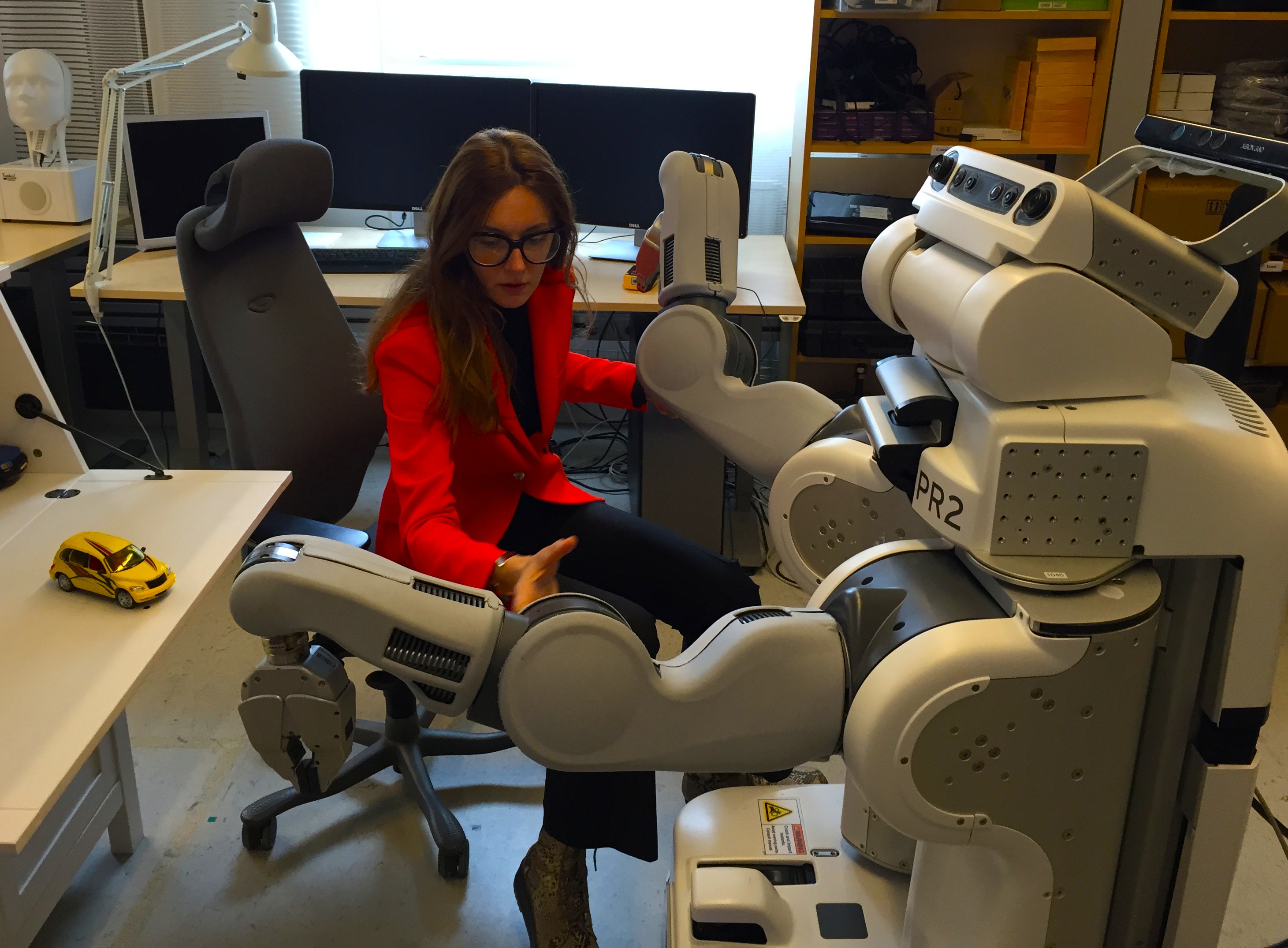 Danica Kragic with a robot.