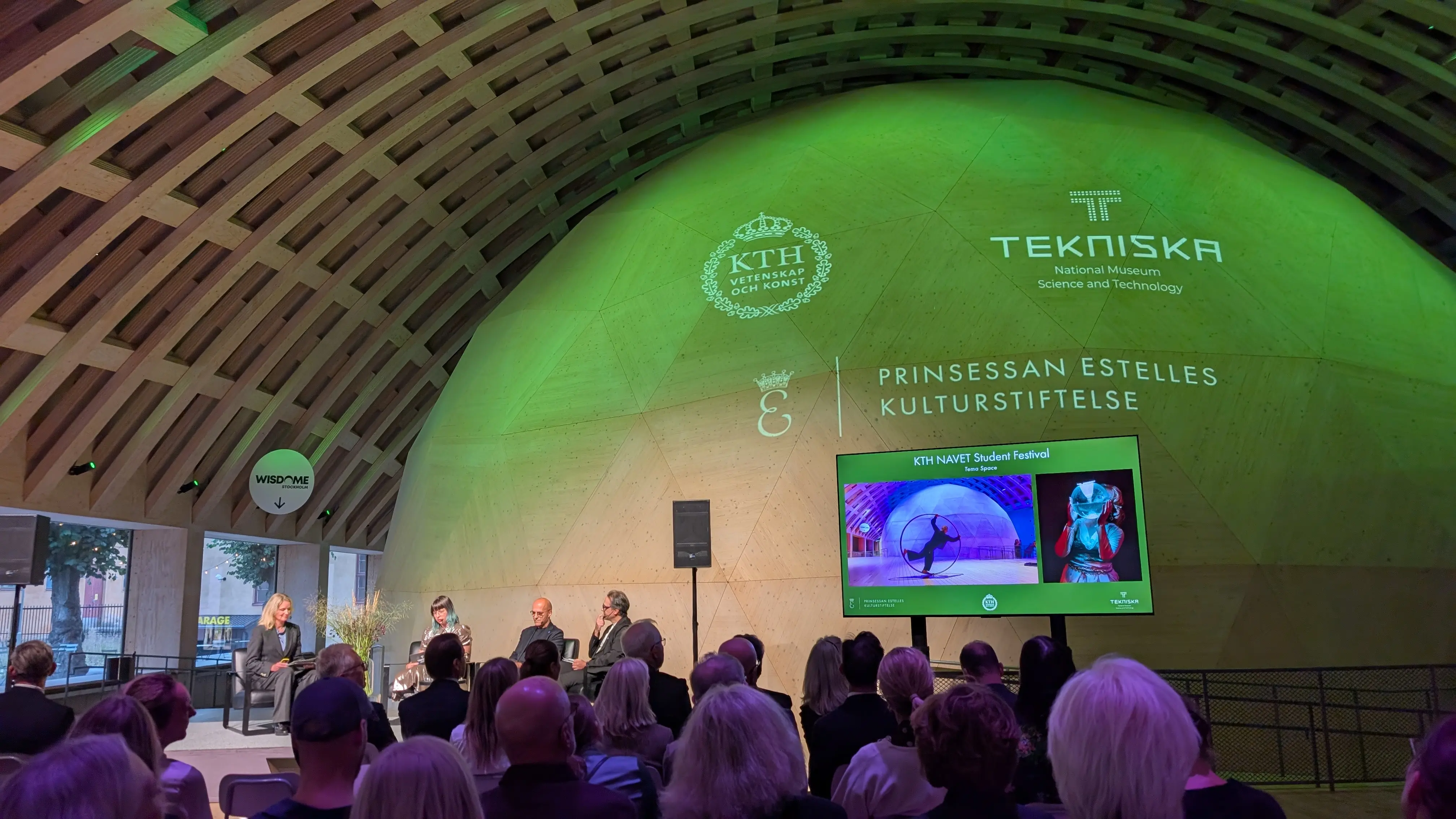 Panel talk at the premier of Roof of Reflection
