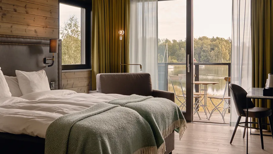A hotel room