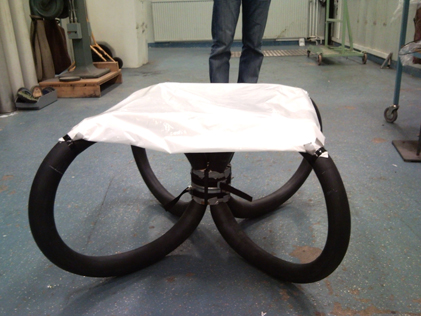 Prototype of the rocket probe’s inflatable structures which protect it during descent.
