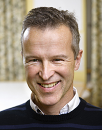 Lars Berglund, professor i trä och träkompositer på KTH.