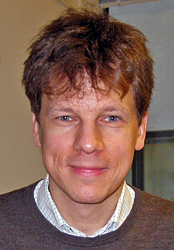 Stefan Wennmalm, forskare på avdelningen för experimentell biomolekylär fysik vid KTH.