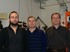 Forskarna från Göteborgs universitet (från vänster): Ezio Iacocca, Randy Dumas och Yevgen Pogoryelov.