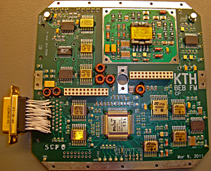 Elektronik för elfältsexperimentet (12 stycken för radiella sonder plus 4 stycken för axiella sonder per satellit).