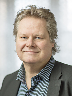Porträttbild på Göran Finnveden.